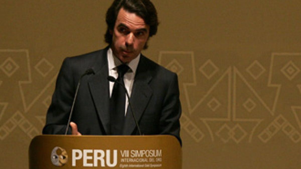 Aznar está "profundamente disgustado" por la marcha de San Gil y Ortega Lara