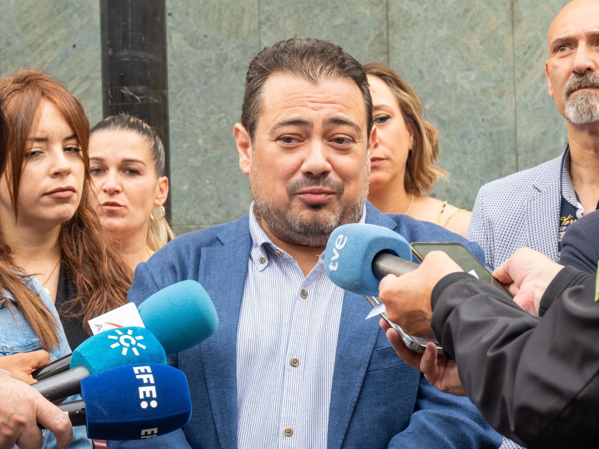 Foto: El alcalde de Maracena, Julio Pérez. (EFE/Miguel Ángel Molina) 