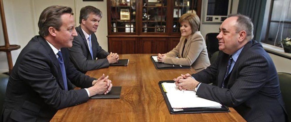 Foto: Reino Unido y Escocia firman el acuerdo sobre el referéndum de independencia escocés
