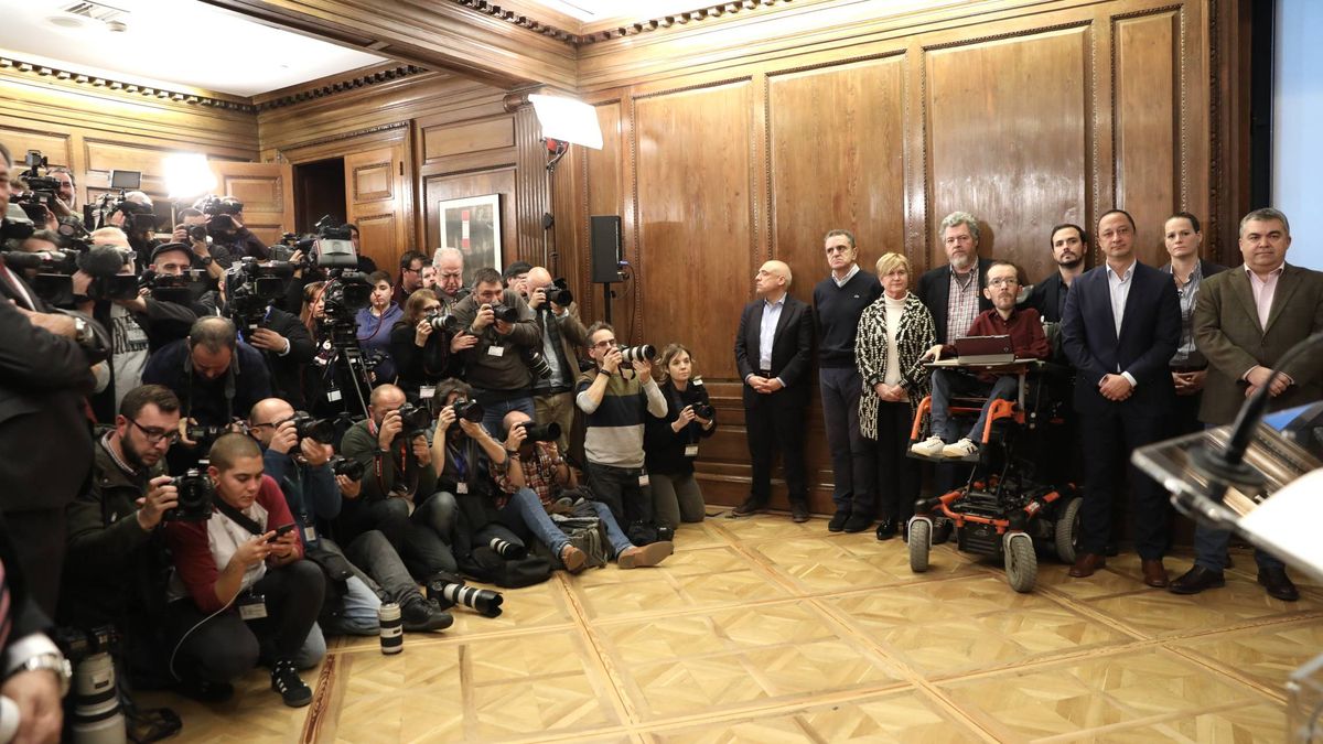 Cabreo de los redactores con PSOE-UP: sin ver la firma del pacto y sin preguntas
