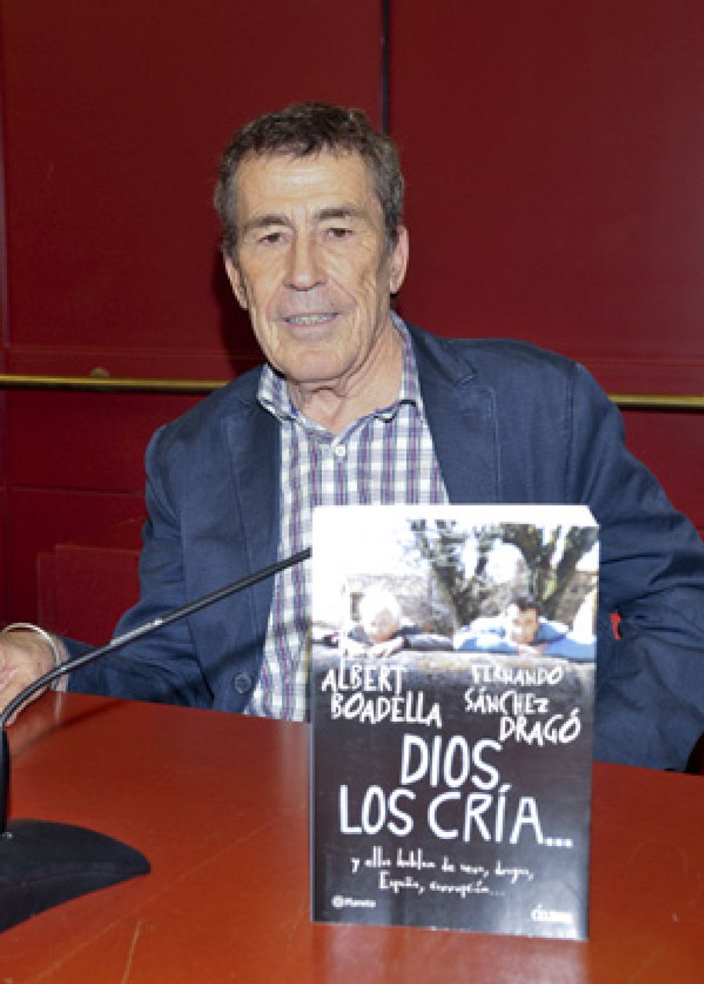 Foto: Viajes Barceló despide a Sánchez Dragó y algunas librerías retiran su obra