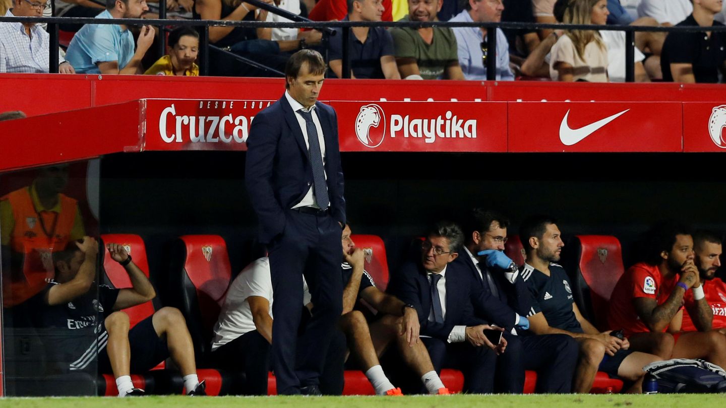 Julen Lopetegui, durante la derrota del Real Madrid en el Sánchez Pizjuán. (Reuters)