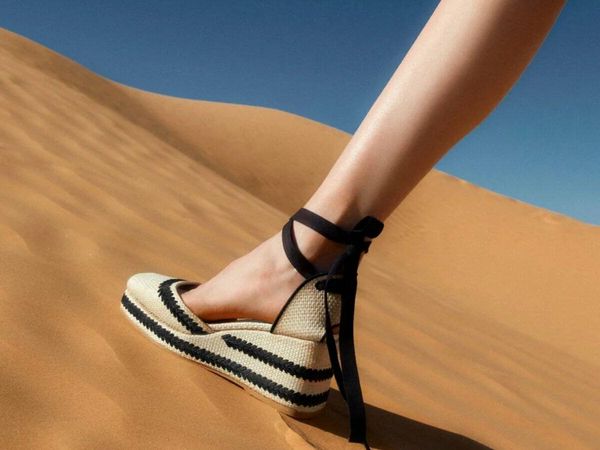 Los accesorios de rafia que salvarán todos tus looks de verano