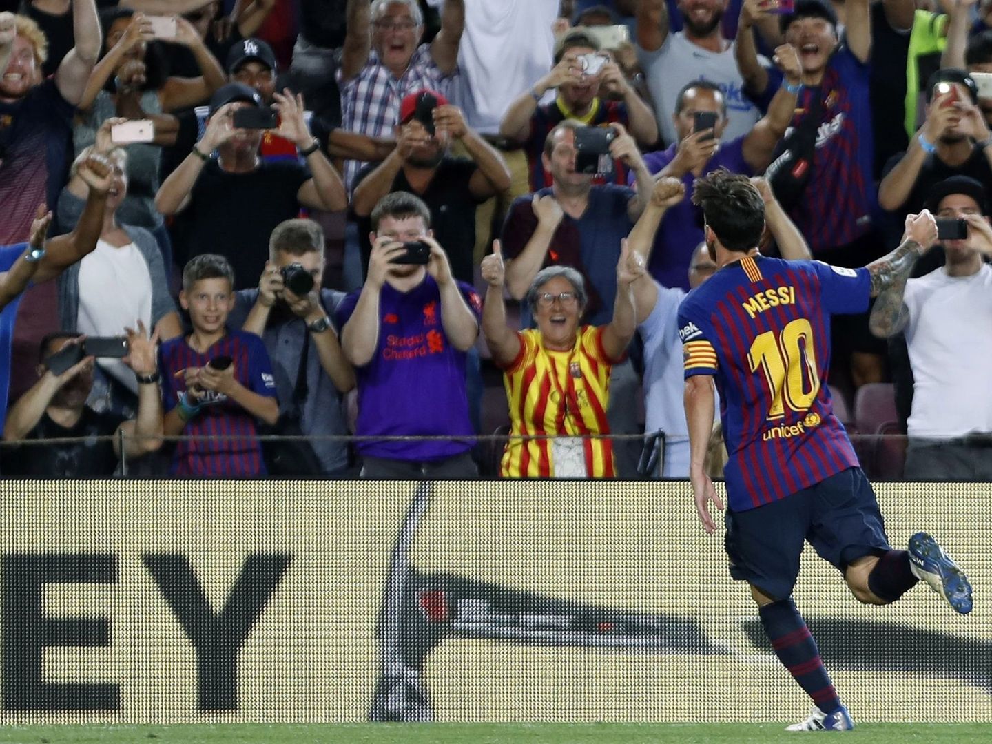Leo Messi celebra el gol número 6.000 del Barça en Liga. (EFE)