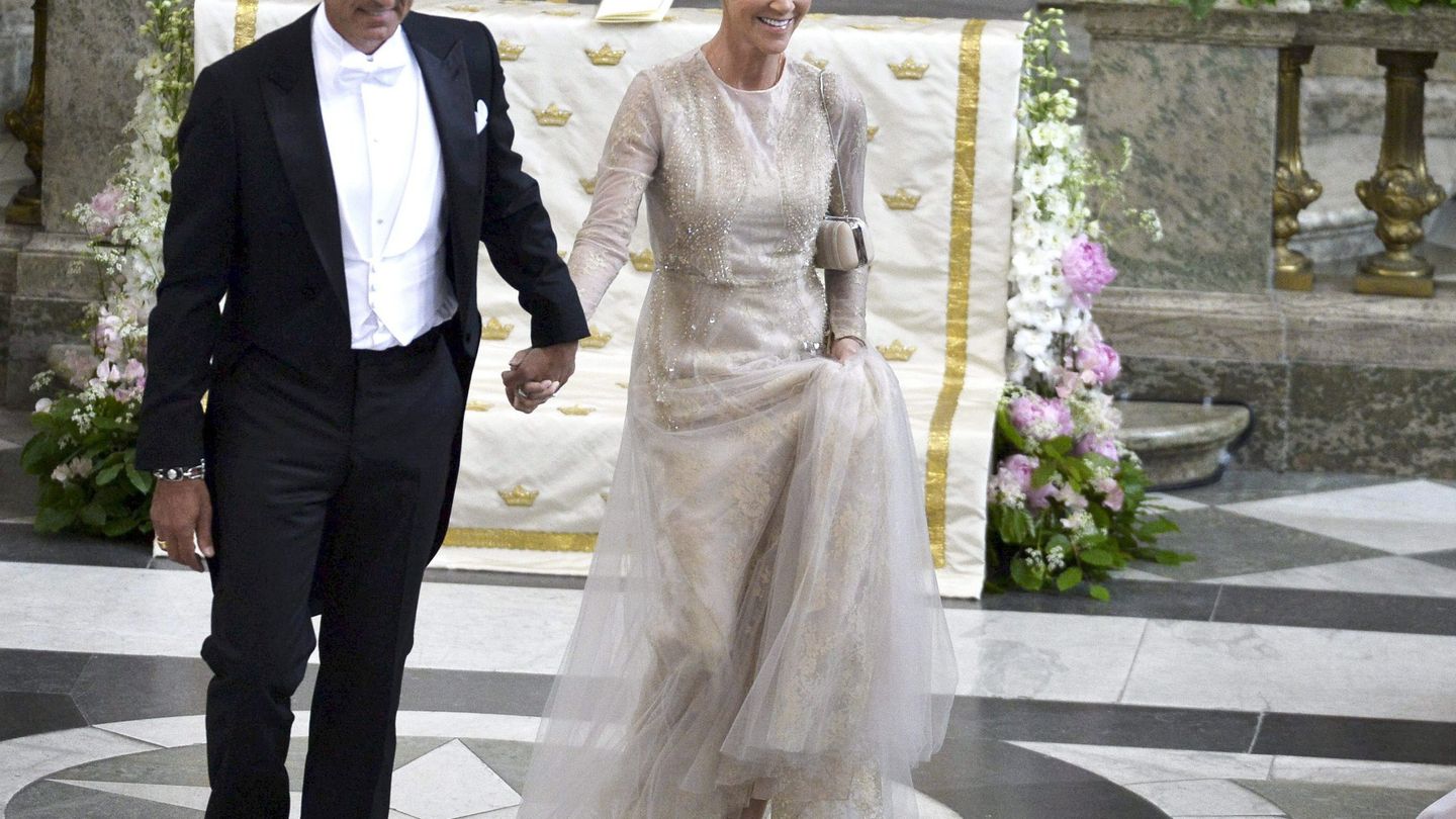 Marie, con su marido, en la boda de Magdalena de Suecia. (EFE)