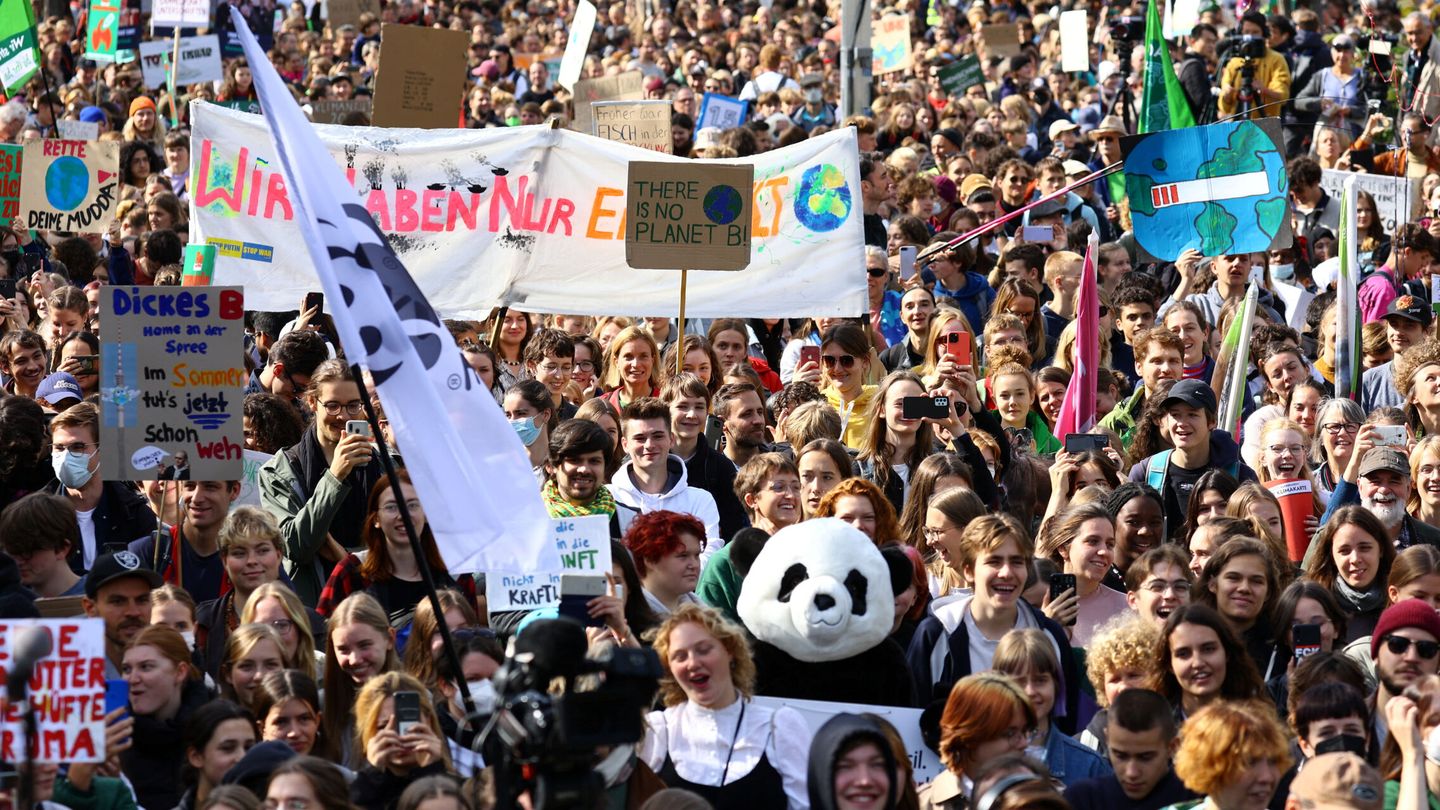 Protesta en defensa de la naturaleza y el clima en Berlín. (Reuters/C. Mang)