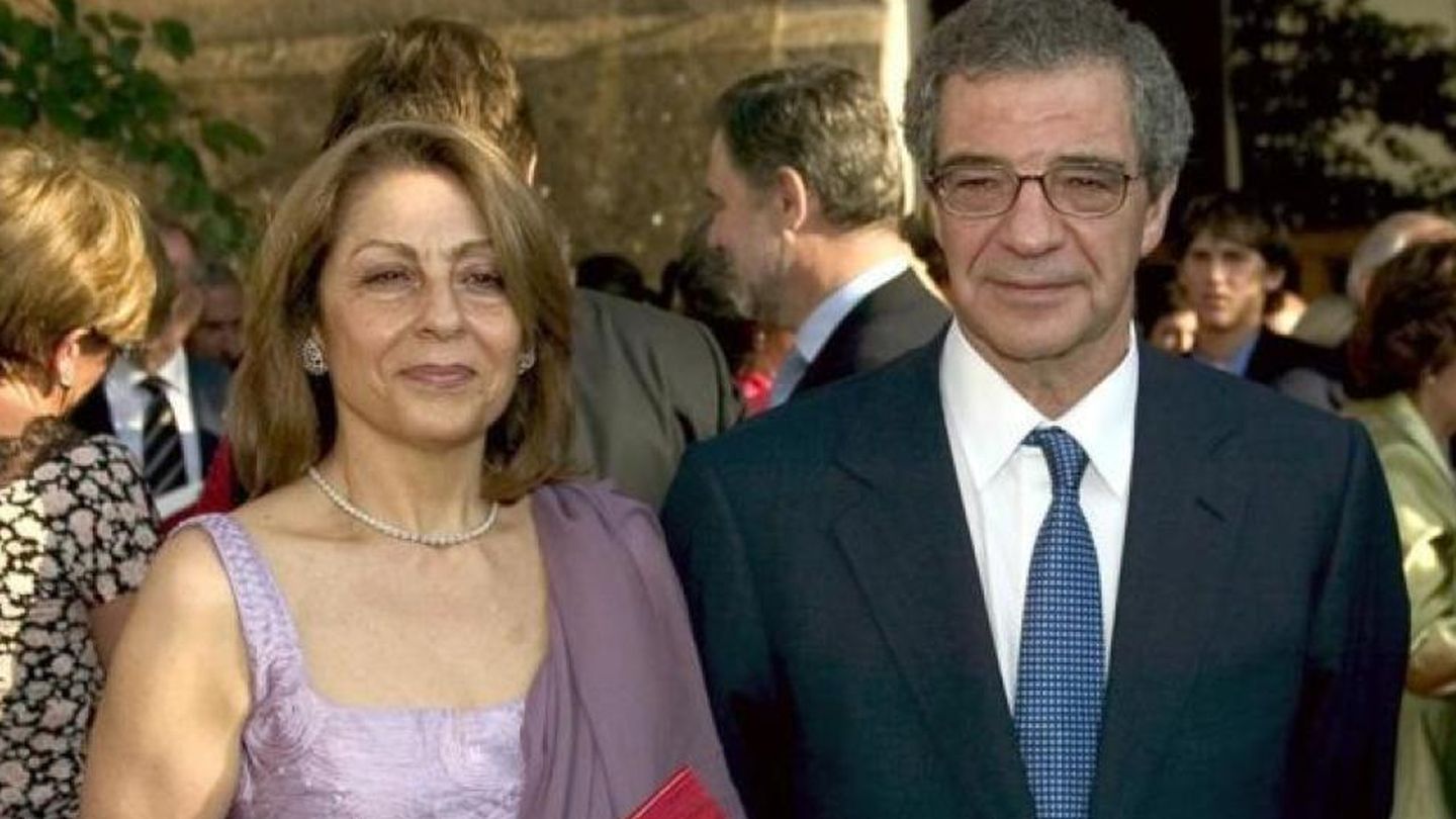César Alierta junto a Ana Cristina Placer en una imagen de archivo. (EFE)