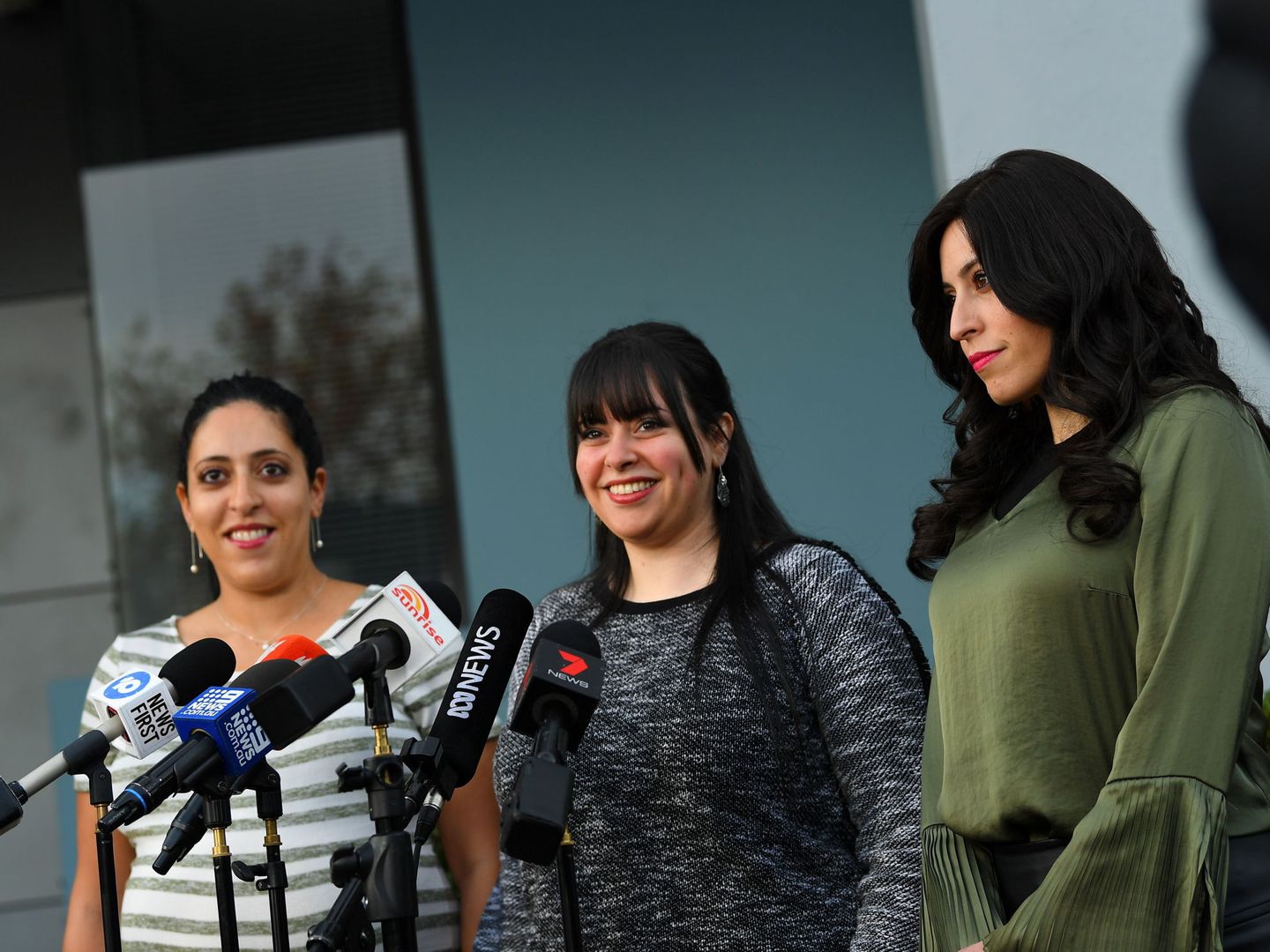 Las hermanas Elly Sapir, Dassi Erlich y Nicole Meyer, presuntas vícimas de Leifer. Foto: Reuters
