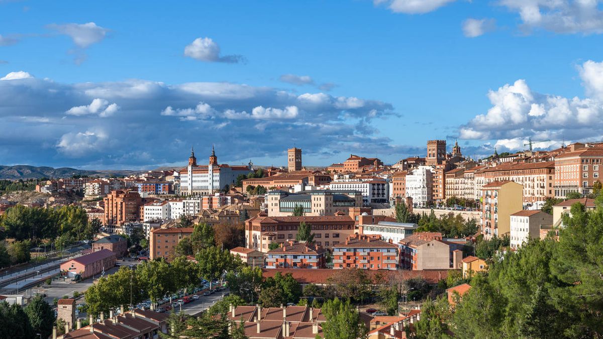 Guadalajara, Soria y Teruel construyen más casas por habitante que Madrid, ¿por qué? 