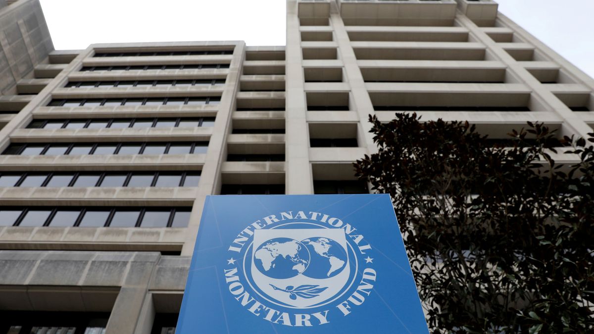 El FMI recomienda rebajas de impuestos laborales y al consumo
