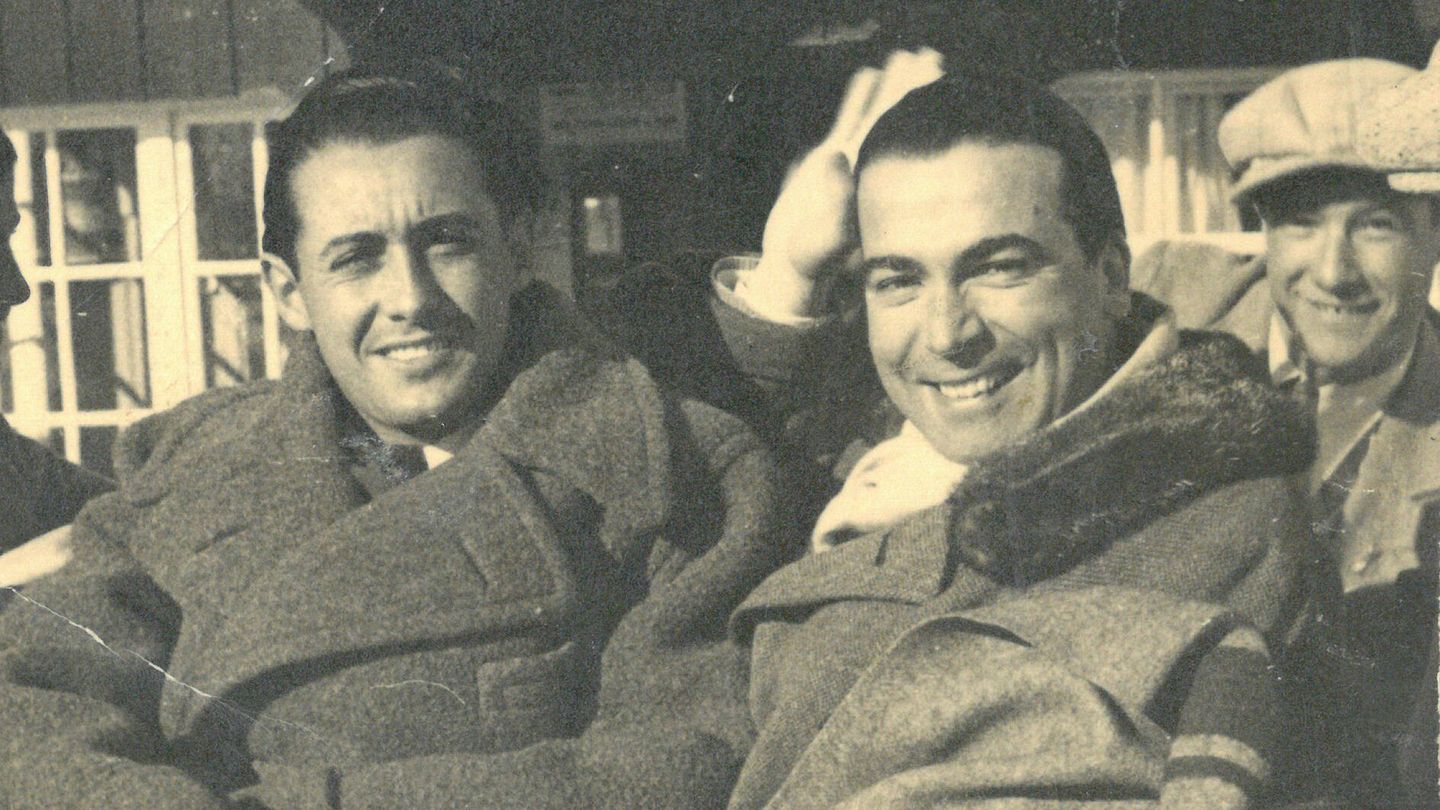 Vladzio d'Attainville y Cristóbal Balenciaga, en Suiza. Esta es la fotografía regalada por Cristóbal Balenciaga a Juan Emilas en 1948 tras el fallecimiento de D'Attainville. (Cortesía de la familia Emilas) 