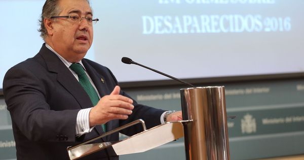 Foto: El ministro del Interior, Juan Ignacio Zoido, durante una comparecencia en el Ministerio. (EFE)