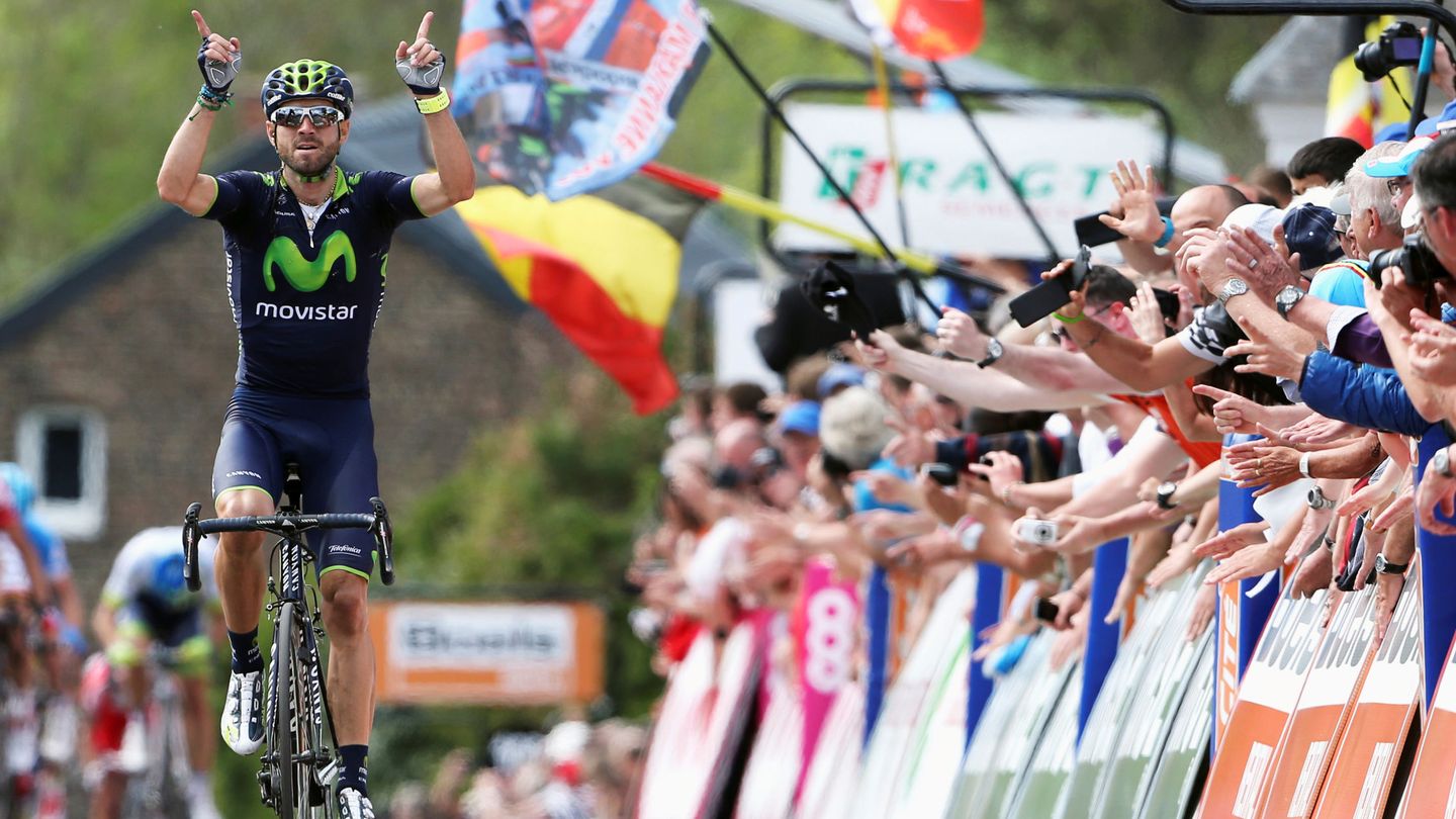 Alejandro Valverde celebra la victoria en la Flecha Valona, en Bélgica. (Reuters/Francois Lenoir)