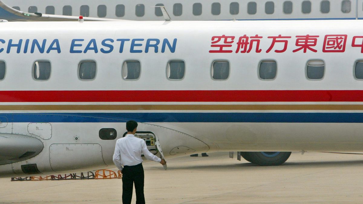 China Eastern es la carta secreta de Fomento para operar la nueva ruta directa a Shanghai