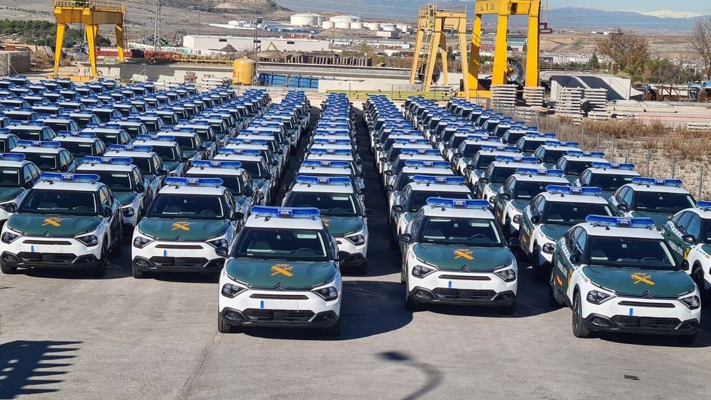 En diciembre pasado la Guardia Civil recibía 444 vehículos de Citroën con mecánica de gasolina.