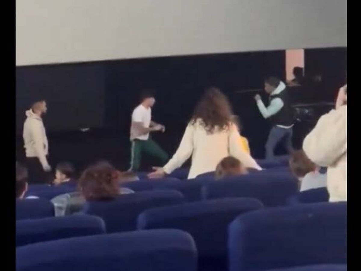 Foto: El incidente en un cine de León. (Twitter)