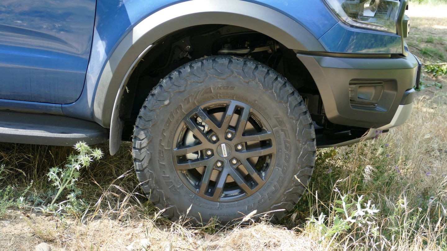 Neumáticos off-road de BF Goodrich.