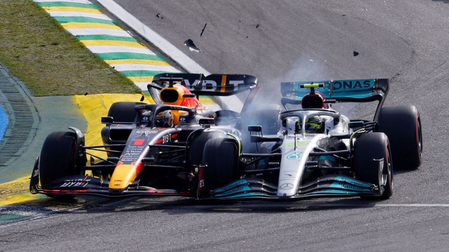 La filosofía de toda la vida de dejar espacio al rival, cada día se respeta menos como se vio en el golpe entre Verstappen y Hamilton. (REUTERS/Amanda Perobelli )