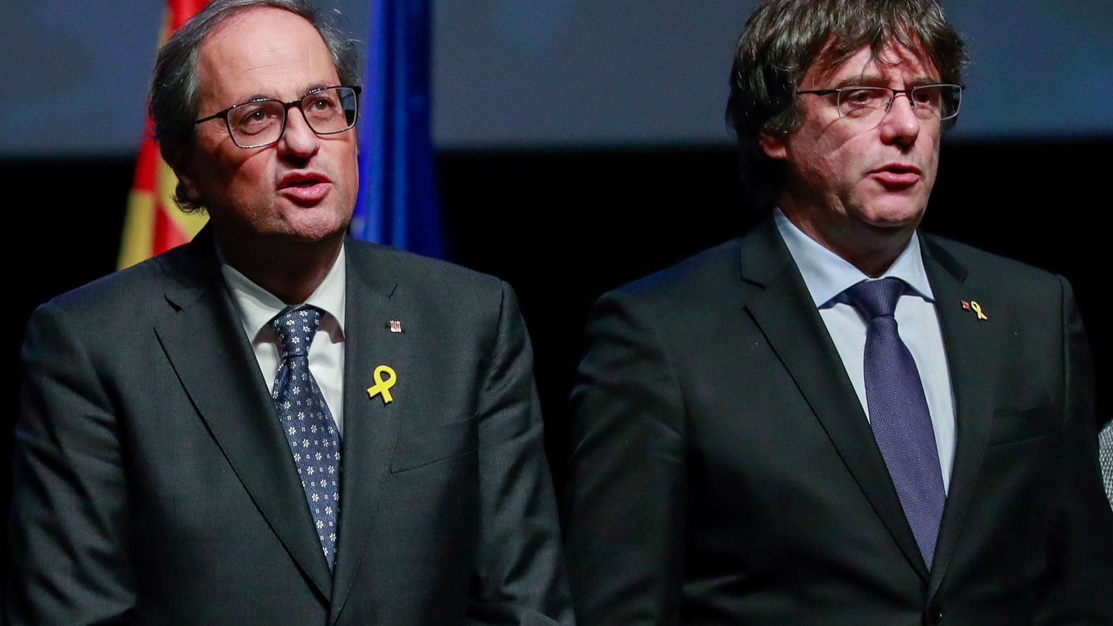 Foto: El expresidente catalán Carles Puigdemont (d), junto al presidente de la Generalitat, Quim Torra. (EFE)