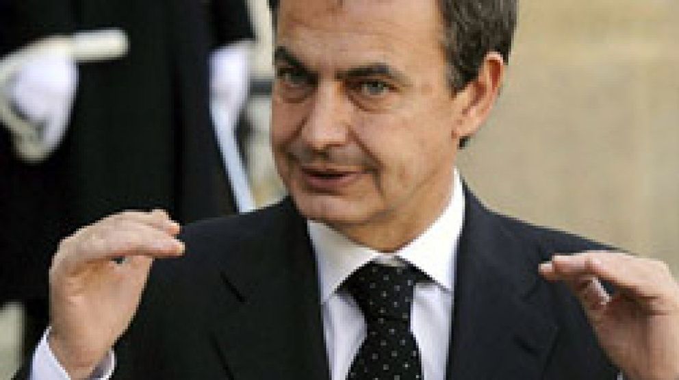 Foto: Zapatero ve una "absoluta locura" el rumor que apunta a que España necesitará 280.000 millones de la UE