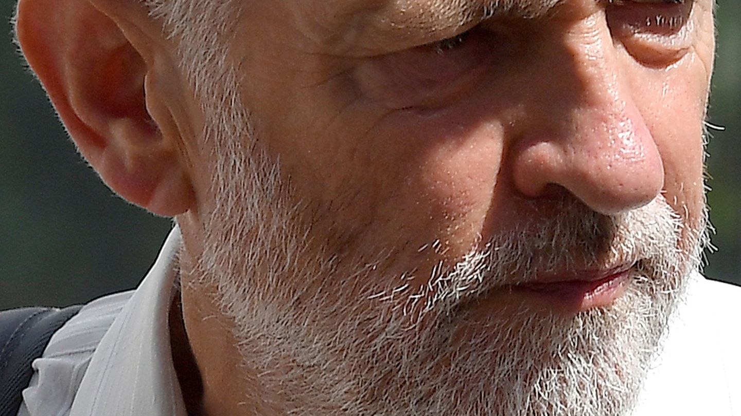Corbyn, el líder de los laboristas que, pese a la frialdad con que fue recibido, ha ido ganando terreno (REUTERS)