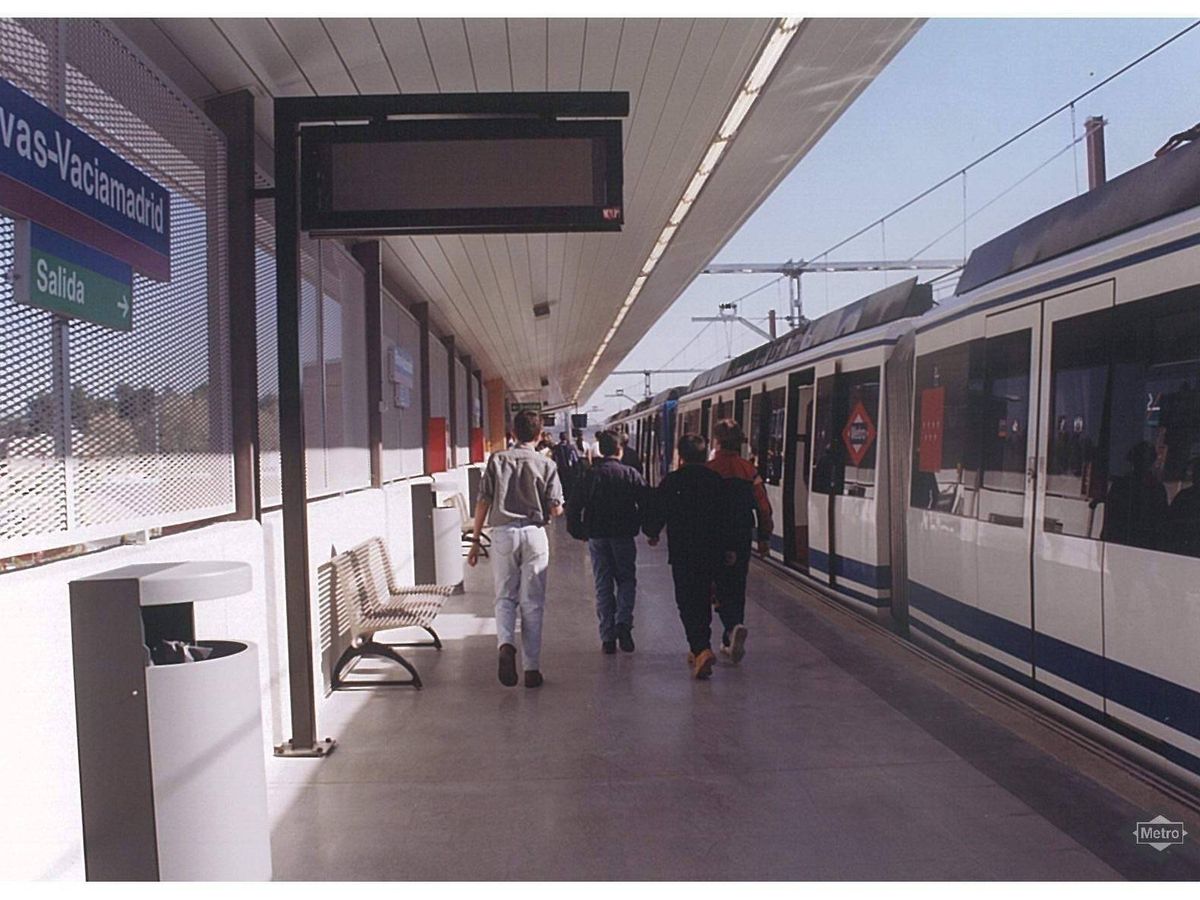Foto: Una imagen antigua de la L9 del metro de Madrid. (Cedida)