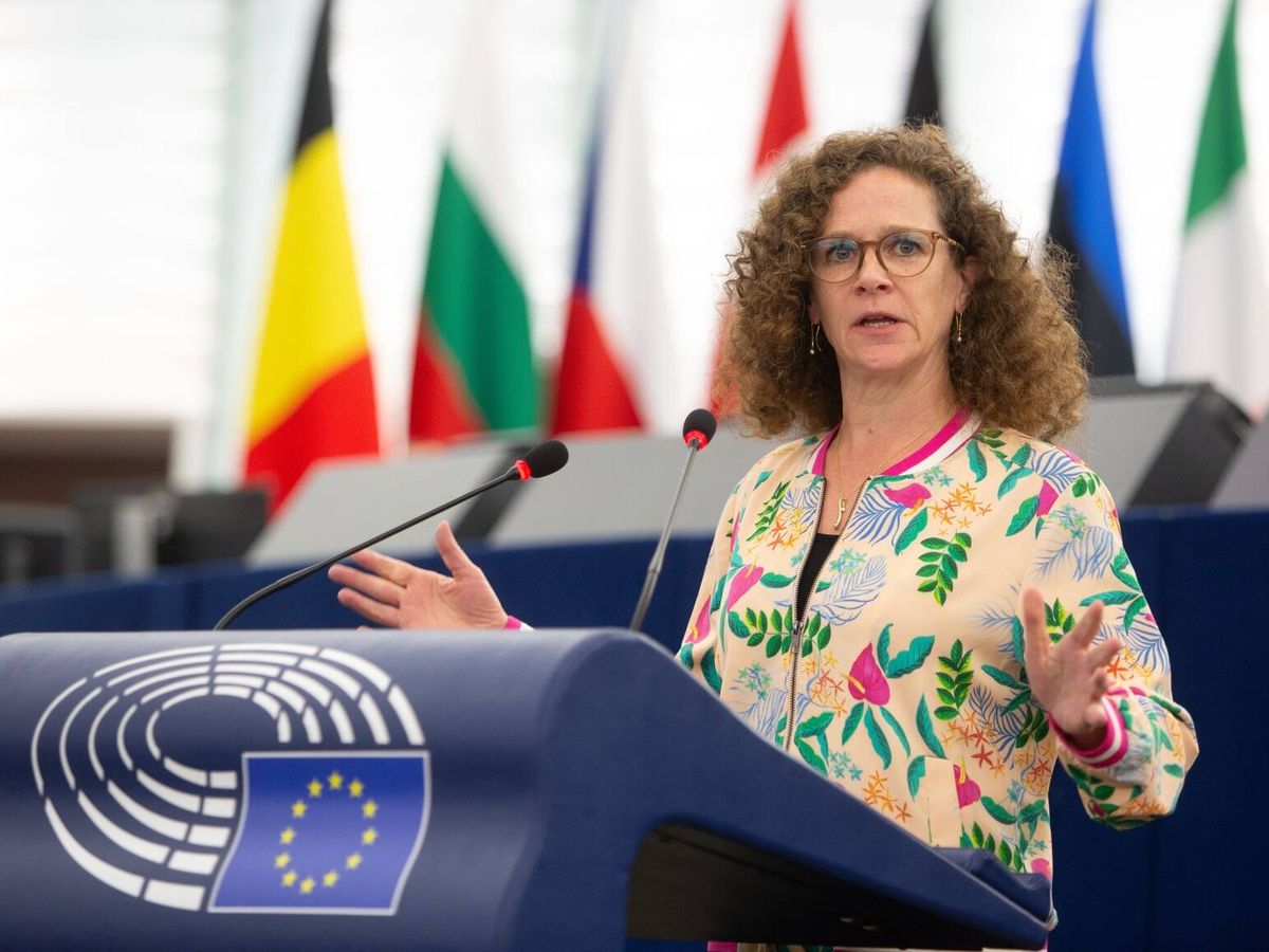 Foto: La eurodiputada Sophie in 't Veld, en sesión parlamentaria. (Parlamento Europeo)