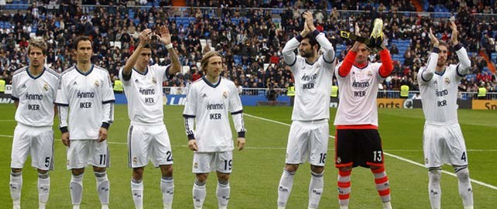 Foto: Adán ya sabe que el Bernabéu no es su enemigo el día que Diego López volvió a vestir de blanco