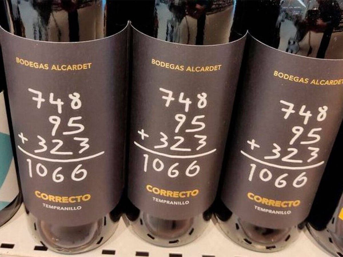 Foto: El etiquetado de un vino revoluciona Twitter por un error nada casual (Twitter: @FerFrias)