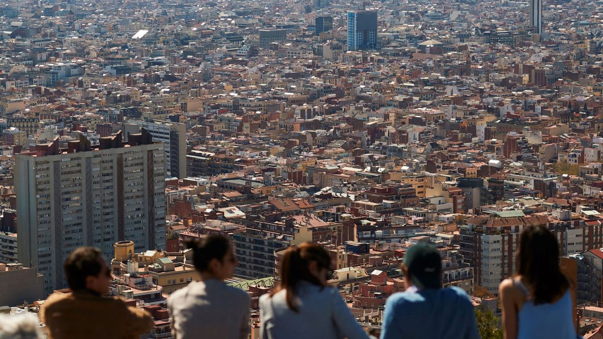 Estas dos ciudades españolas se cuelan entre las 10 más felices del mundo para viajar