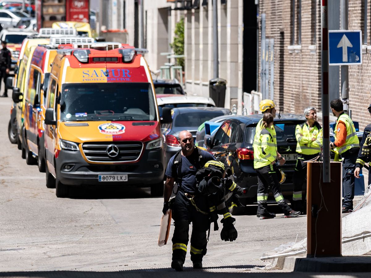 Foto: Bomberos y ambulancias en Madrid. (Europa Press/Diego Radamés)