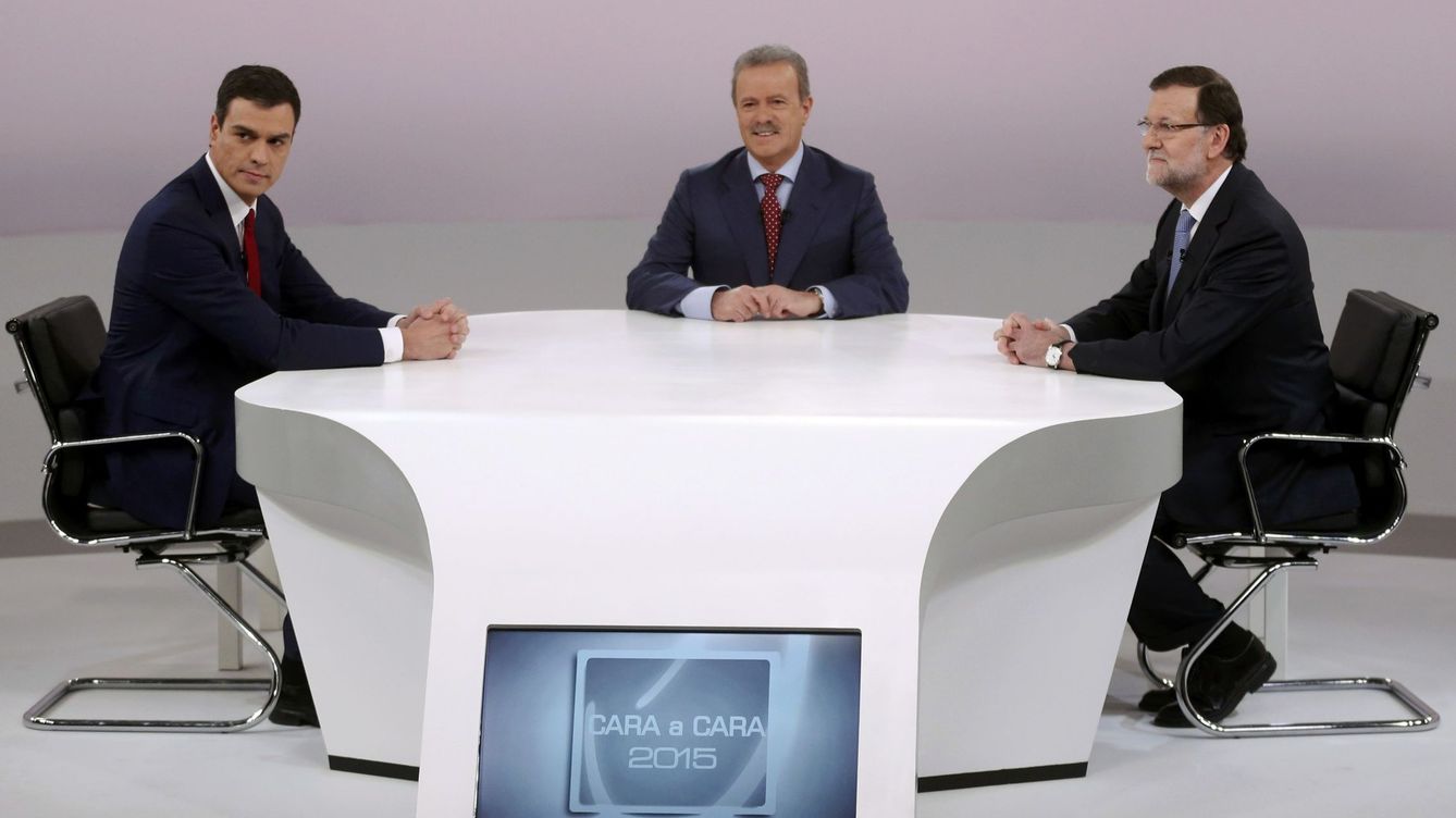 Foto: Pedro Sánchez, Manuel Campo Vidal y Mariano Rajoy. (Reuters)