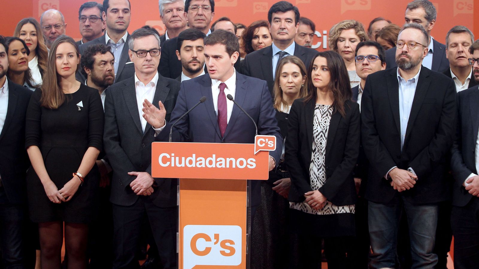Foto: El presidente de Ciudadanos, Albert Rivera (c), durante la presentación de su equipo para la Ejecutiva del partido. (EFE)
