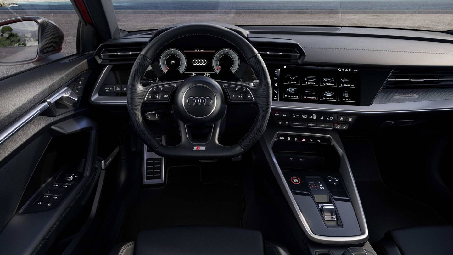 Puesto de conducción del nuevo Audi S3 con el cuadro de instrumentos digital de serie. 
