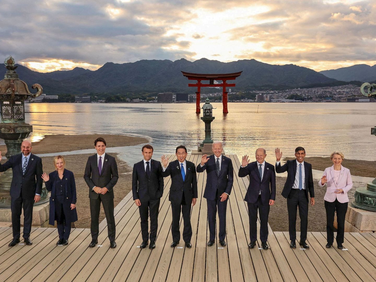 Los líderes del G7 en la cumbre de Hiroshima, Japón. (Reuters/Kyodo)