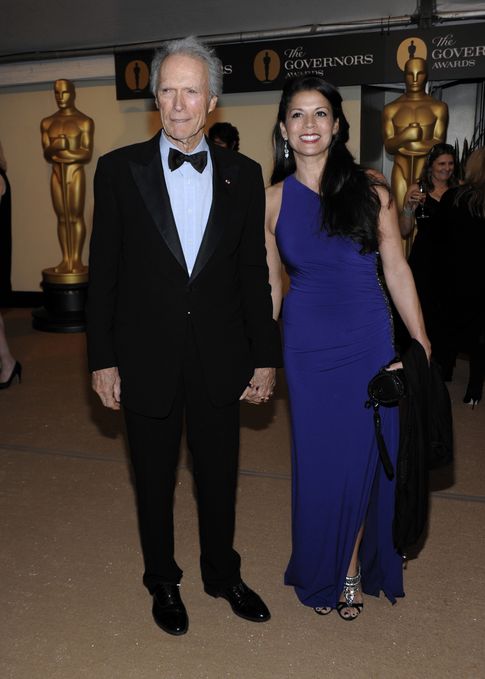 Foto: Clint Eastwood y Dina en una imagen de 2010 (Gtres)