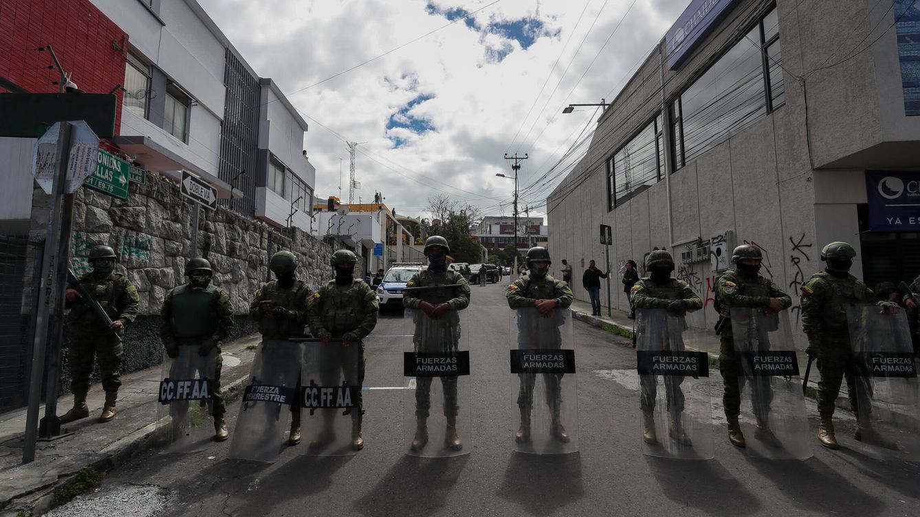 Estamos paralizados: Ecuador vive su primer día de guerra contra el crimen organizado