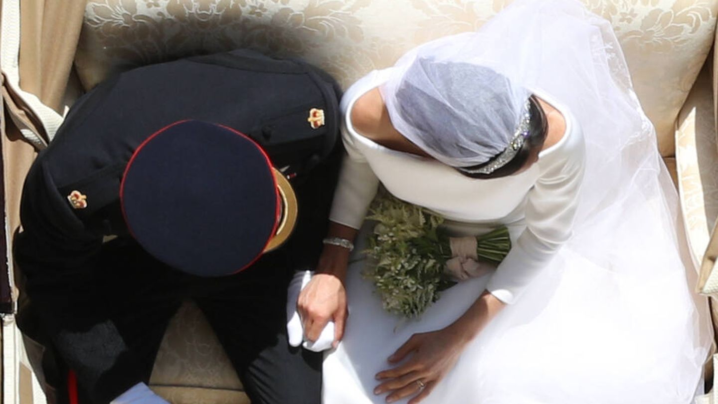 Imagen cenital del príncipe Harry y Meghan Markle en su boda. (Getty/WPA Pool)
