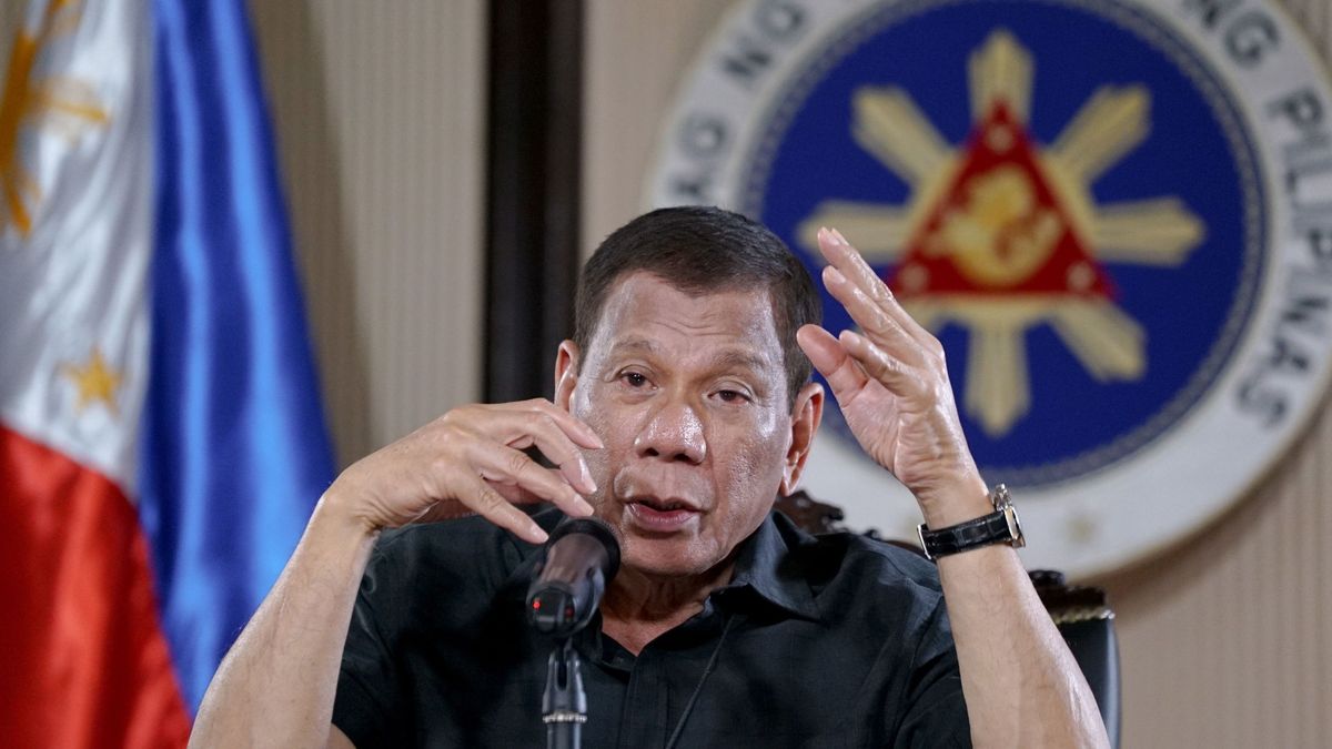 Duterte ordena asesinar a todo el que se salte la cuarentena: "Disparen a matar"