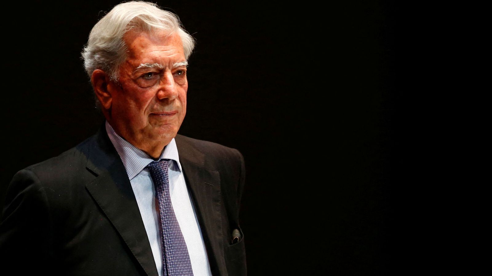 Mario Vargas Llosa, premio Nobel de Literatura: "Cuando una vocación se impone y organiza la vida de una persona, canaliza lo bueno y también lo malo"