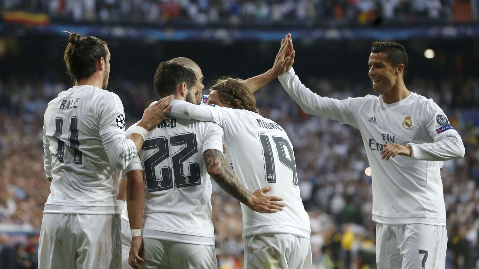Foto: Los jugadores del Real Madrid celebran un gol (Juan Carlos Hidalgo/EFE)