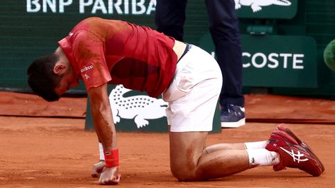 Novak Djokovic se retira de Roland Garros tras sufrir una dolorosa lesión en la rodilla