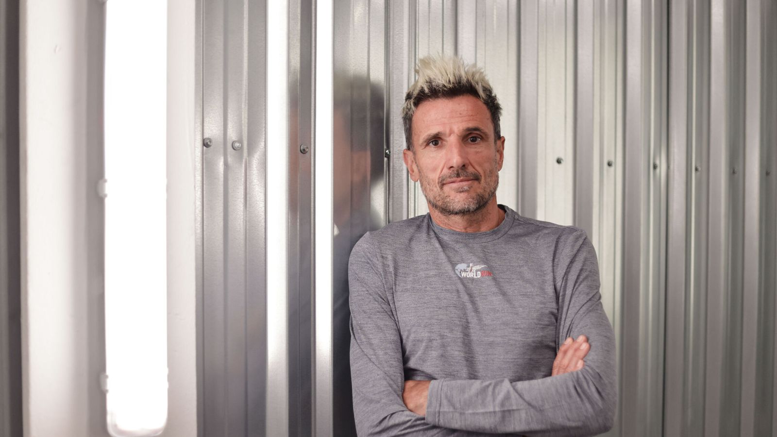 Chema Martínez, el atleta en tu móvil: "No sé si se puede vivir sin redes. Juegas en desventaja"