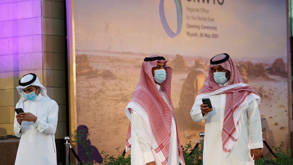 Arabia Saudí prohibirá el acceso a espacios públicos a los no vacunados contra el covid