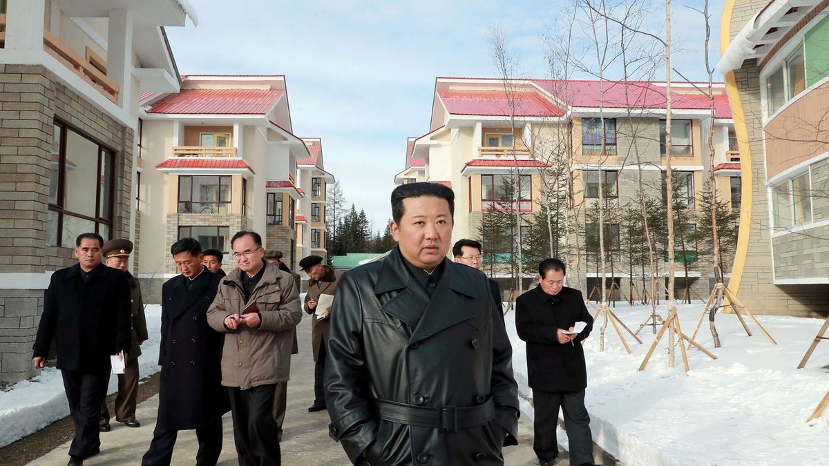 Kim Jong-un reaparece por primera vez en 36 días para inaugurar un proyecto urbanístico