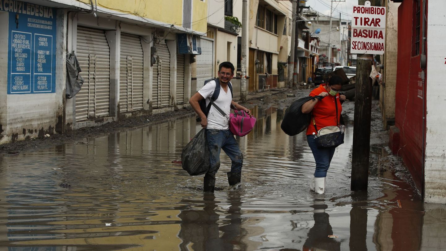 Inundaciones en México DF tras un episodio de fuertes lluvias (EFE)