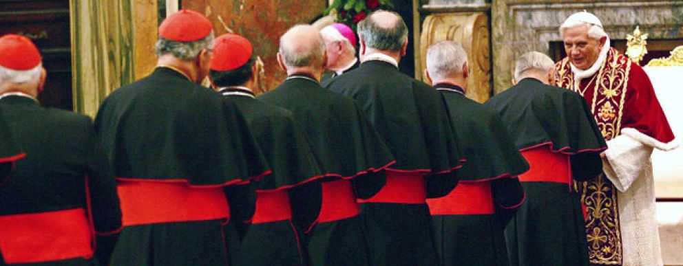 Foto: Twitter, entre las cinco causas de excomunión de un cardenal elector