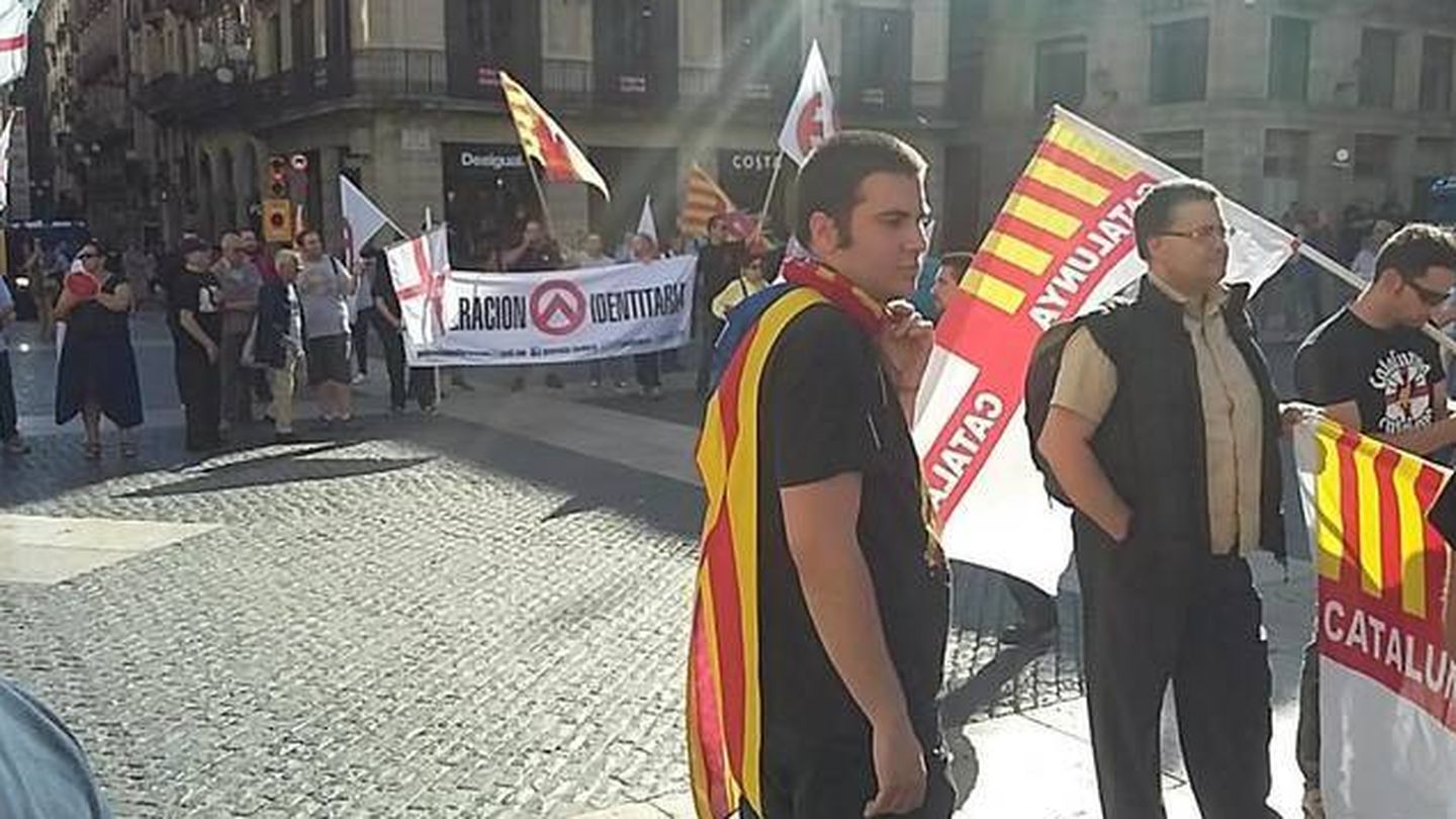 El gran lema del neofascismo independentista es 'Cataluña catalana, ni española ni musulmana'.