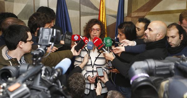 Foto: Esther Queraltó, secretaria general de la ACB, atiende a la prensa tras el anuncio del acuerdo. (ACB Photo)