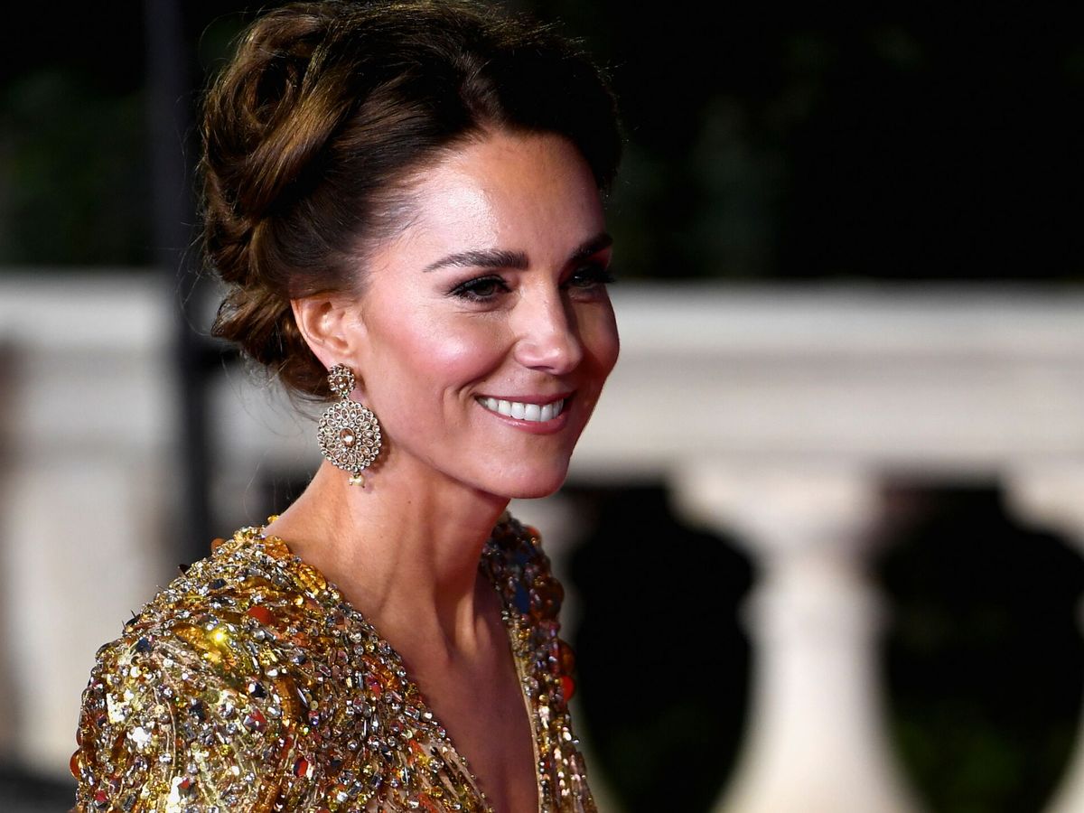 Kate Middleton pisa hoy la alfombra roja de los Bafta: sus 15 vestidos de  gala más bonitos